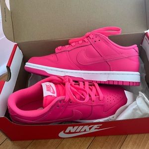 Pink Nike dunks